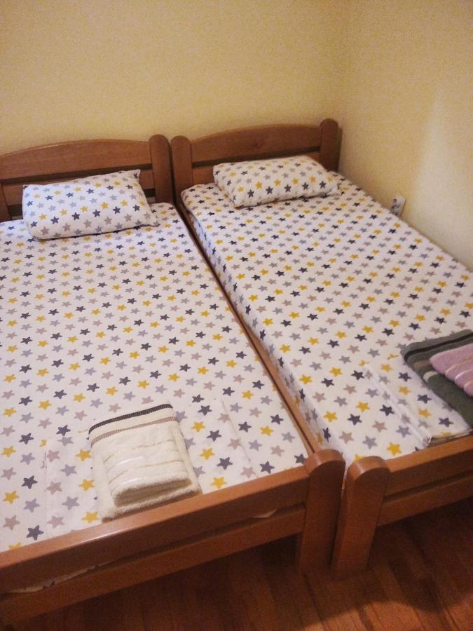 Viva Apartment Skopje Esterno foto