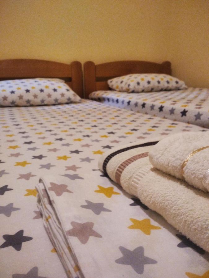 Viva Apartment Skopje Esterno foto